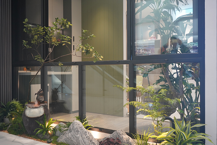 pg�ͽ�Ů������������ƽ̨-pg�ͽ�Ů������������ƽ̨�ٷ�2025���°�11.22.33.350-��ɫ��Դ��